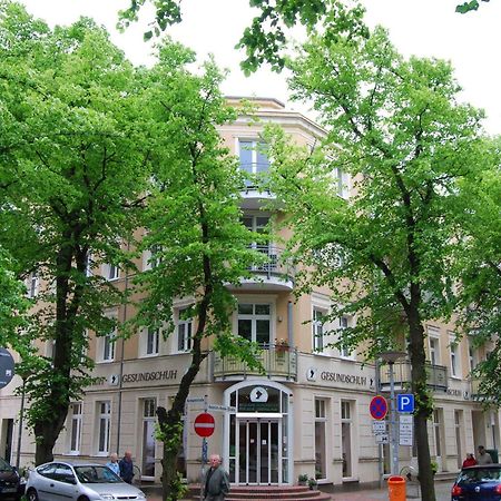 Ferienwohnung Warnemuende Am Kurpark Rostock Bagian luar foto